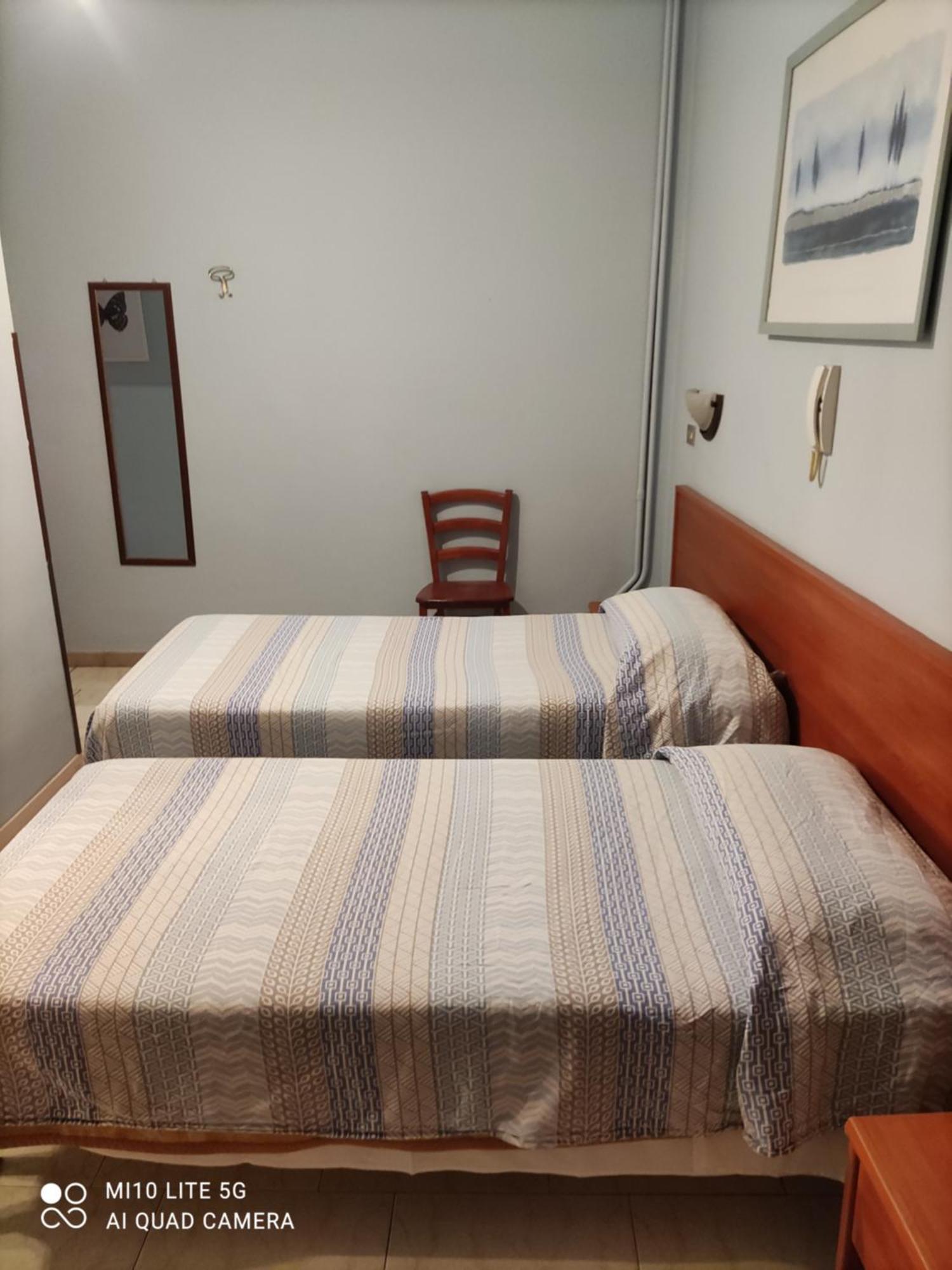צ'זאנו בוסקונה Hostal D'Annunzio House מראה חיצוני תמונה