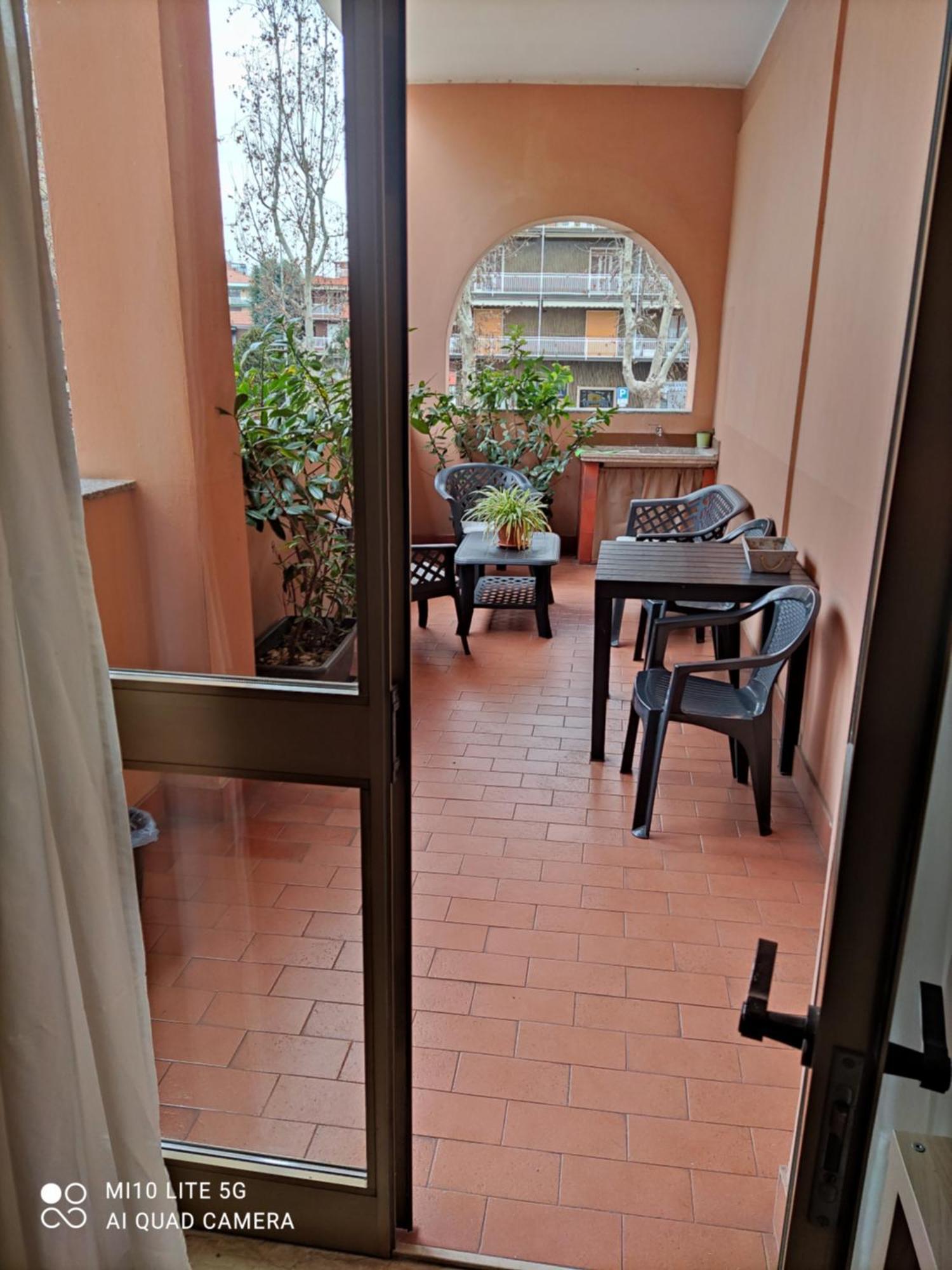 צ'זאנו בוסקונה Hostal D'Annunzio House מראה חיצוני תמונה
