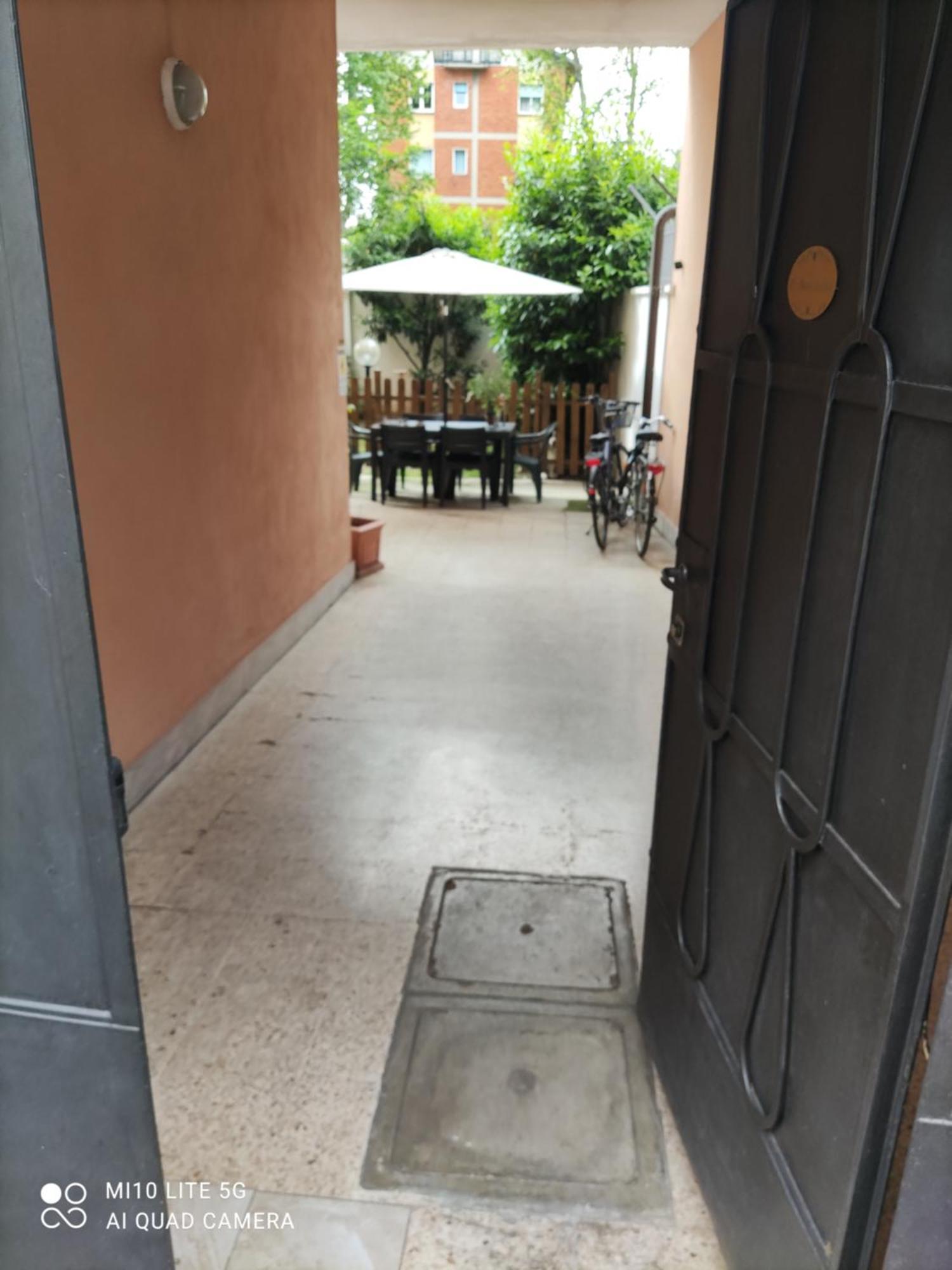צ'זאנו בוסקונה Hostal D'Annunzio House מראה חיצוני תמונה